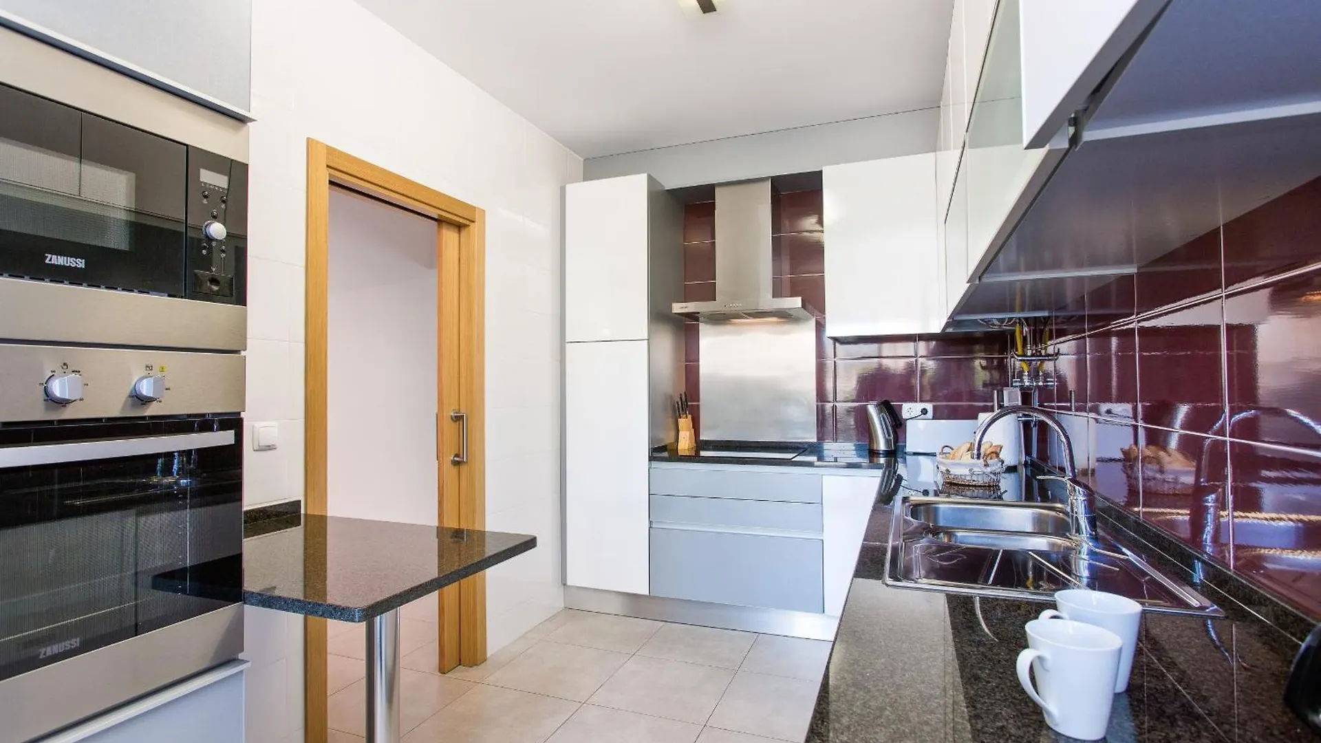 Albufeira Sunny Apartment 3 With Pool By Homing
