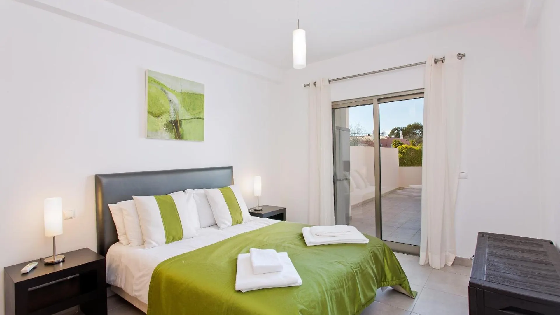 Albufeira Sunny Apartment 3 With Pool By Homing
